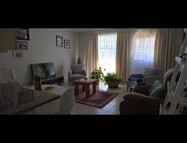 2 BEDROOM TOWNHOUSE FOR SALE IN VERWOERDPARK